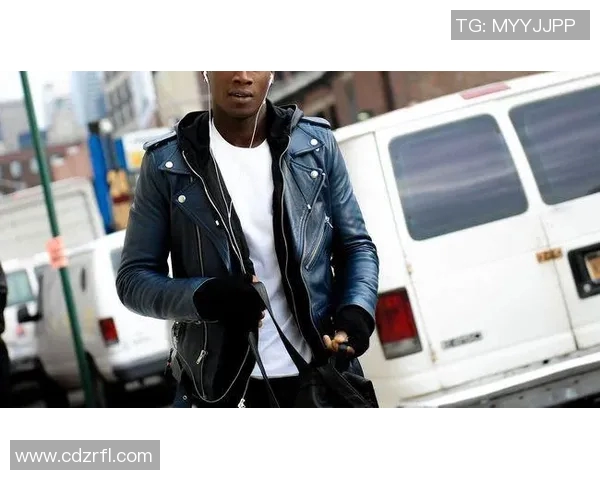 皮衣风格的足球明星盘点与他们的时尚魅力解析