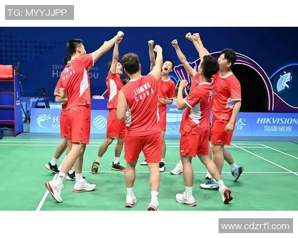 上海羽毛球队配合排名创新高展现团队实力与竞技水平的飞跃